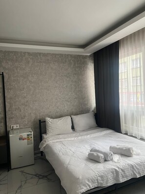 Basic Room, City View