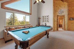 Hytte – basic, fjellutsikt | Spillrom