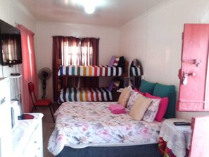 Room, Multiple Bedrooms, Accessible, Smoking | 7 bedrooms