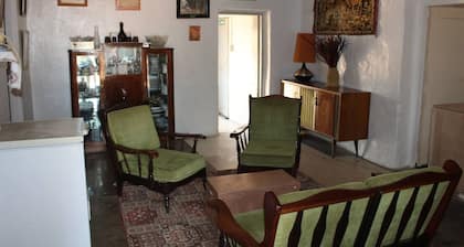 Room-hollywood Lodge & Green Jewel Adven