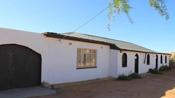 Quarto, vários quartos, acessível, para fumantes | Fachada