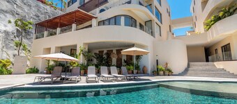 New luxury villa in Punta de Mita