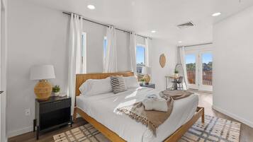 4 chambres, bureau, Wi-Fi, draps fournis