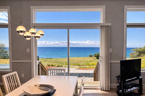 Oceanfront Escape on Cabot Trail by Cabotopia