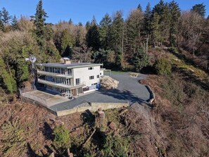 Exterior - That 70’s house Canada (Chilliwack)