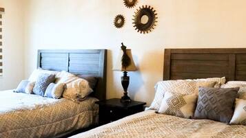 Baita familiare, vista giardino