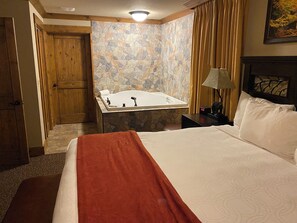 2 Schlafzimmer, Zimmersafe, Schreibtisch, Bügeleisen/Bügelbrett
