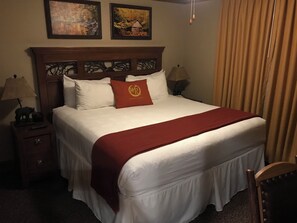 2 Schlafzimmer, Zimmersafe, Schreibtisch, Bügeleisen/Bügelbrett
