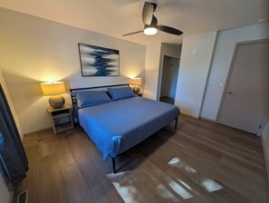 4 chambres, fer et planche à repasser, Wi-Fi, draps fournis