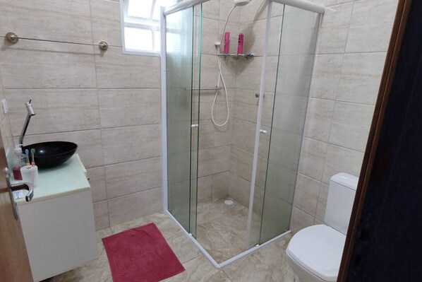 Maison Familiale, 3 chambres | Salle de bain