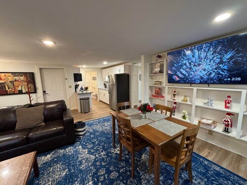 Tasteful two bedroom just minutes to Middlebury!