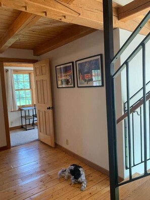 Interior - Beautiful timber frame just minutes to Middlebury! (New Haven)