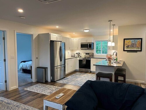 Gracious two bedroom just minutes to Middlebury!