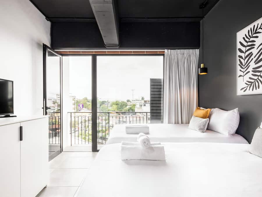 Departamento Confort | Cortinas blackout, tabla de planchar con plancha y wifi gratis