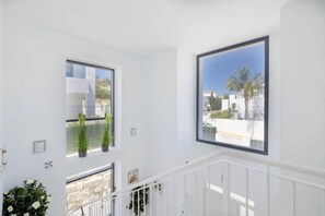 Interior - Villa - Sleeps 8 - Pool Access (San Roque)