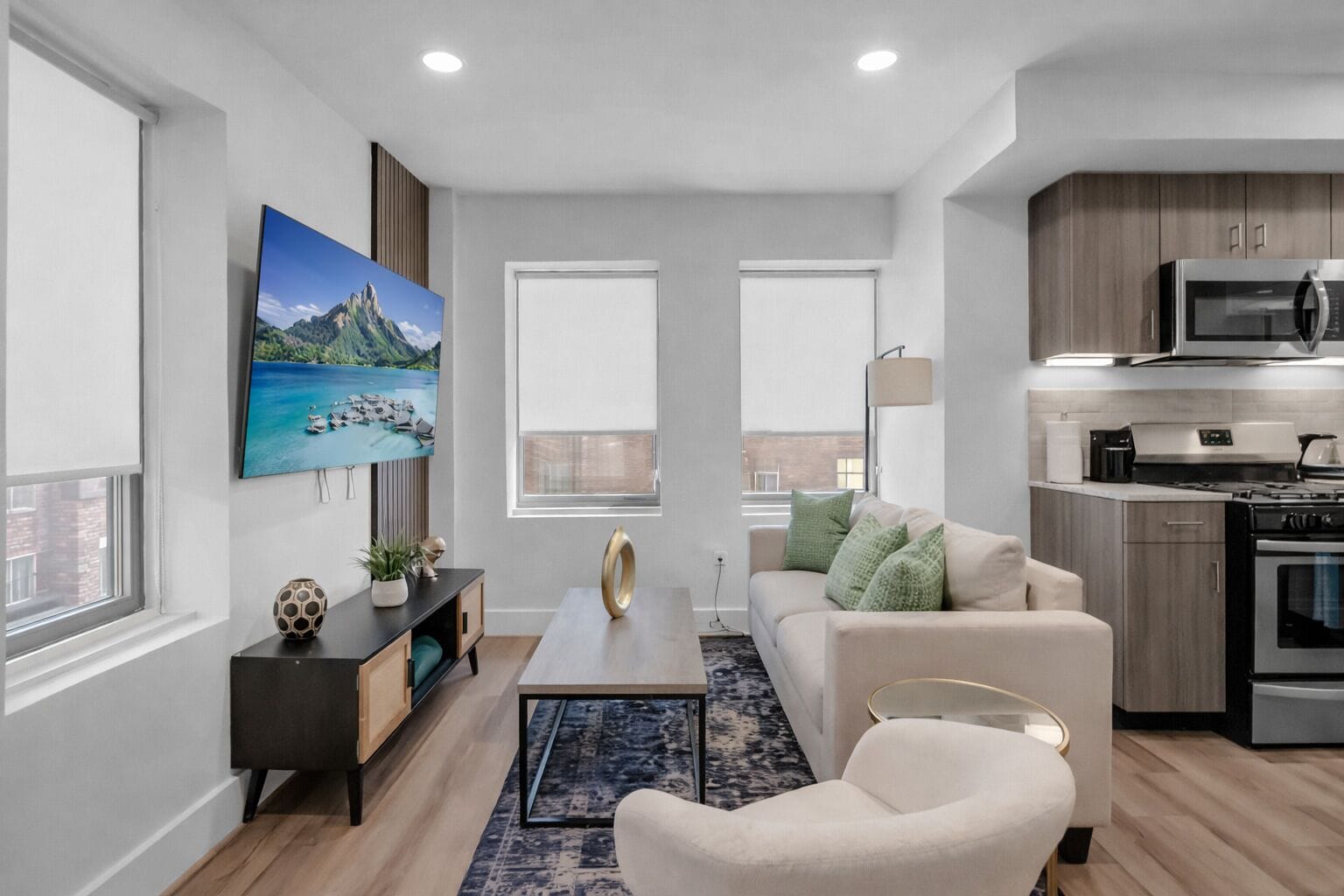 المنشأة من الداخل