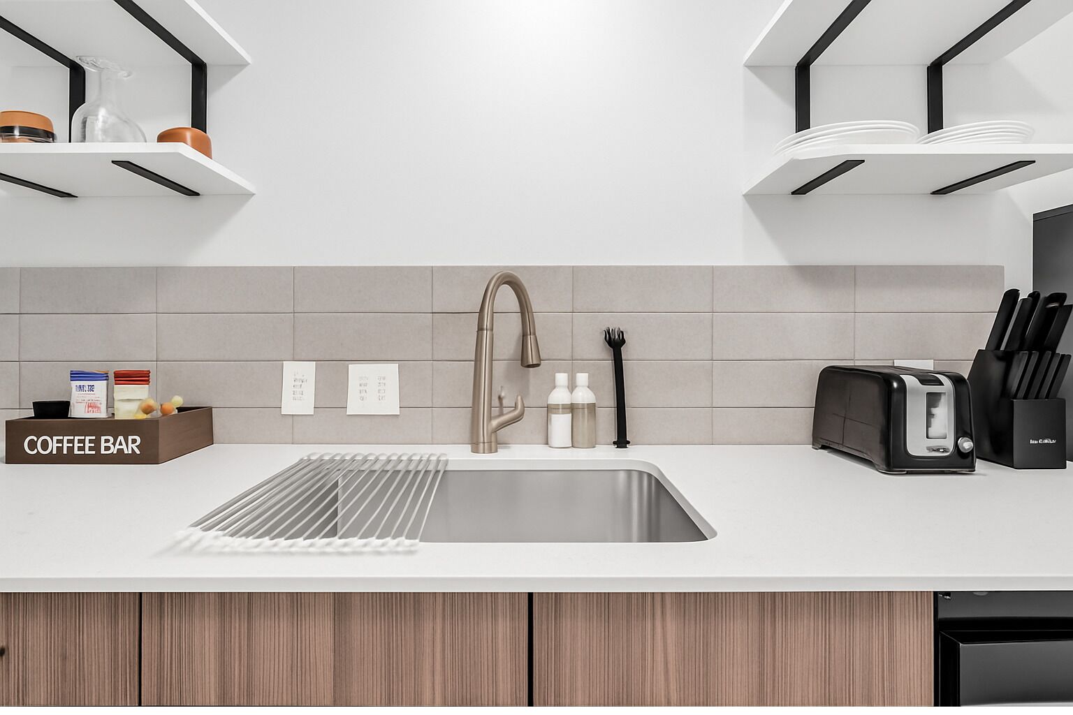 Comfort Apartment, Multiple Beds, Non Smoking, Pets Allowed | Interior