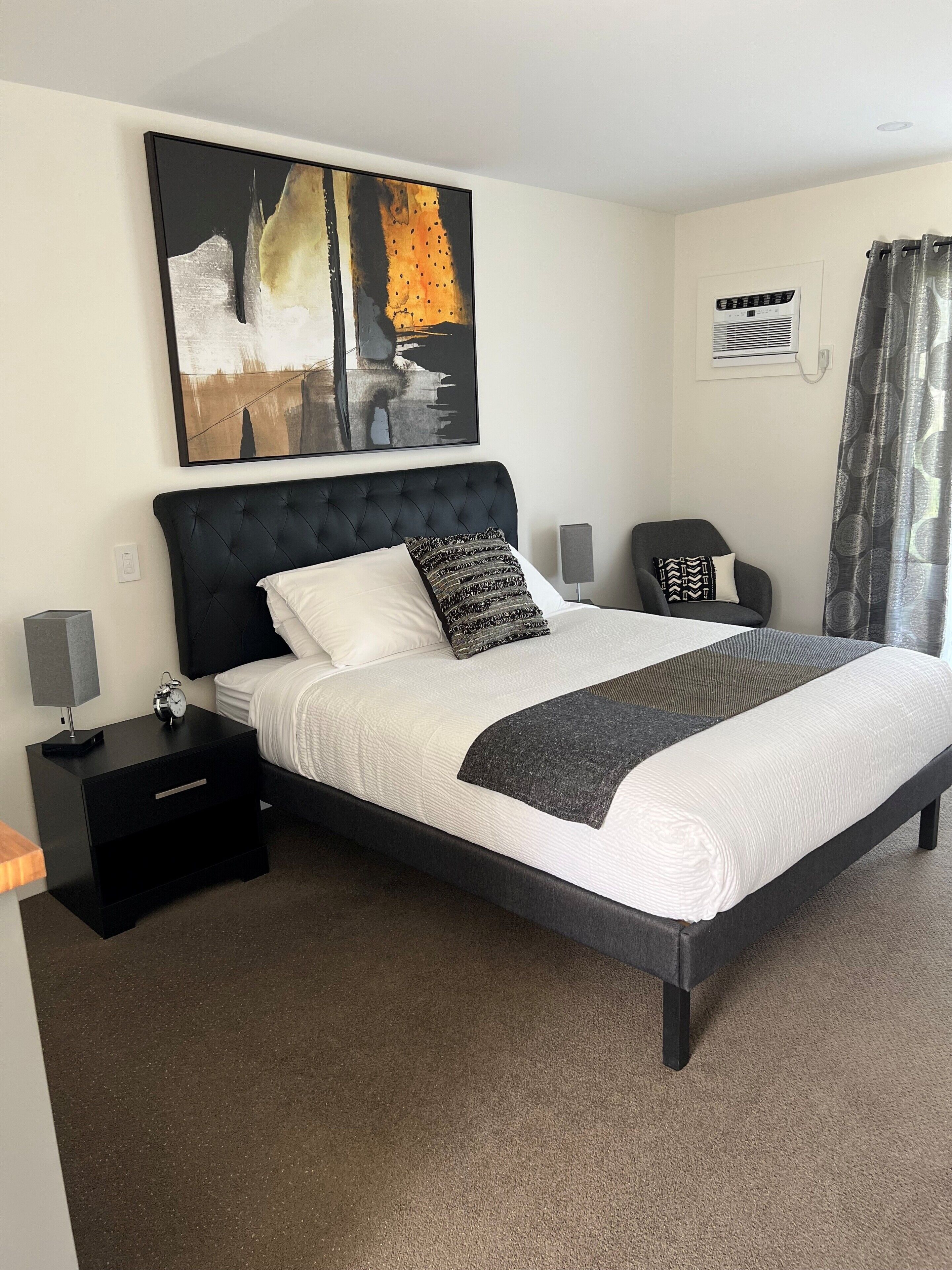 Chambre Confort, balcon, vue partielle sur le lac