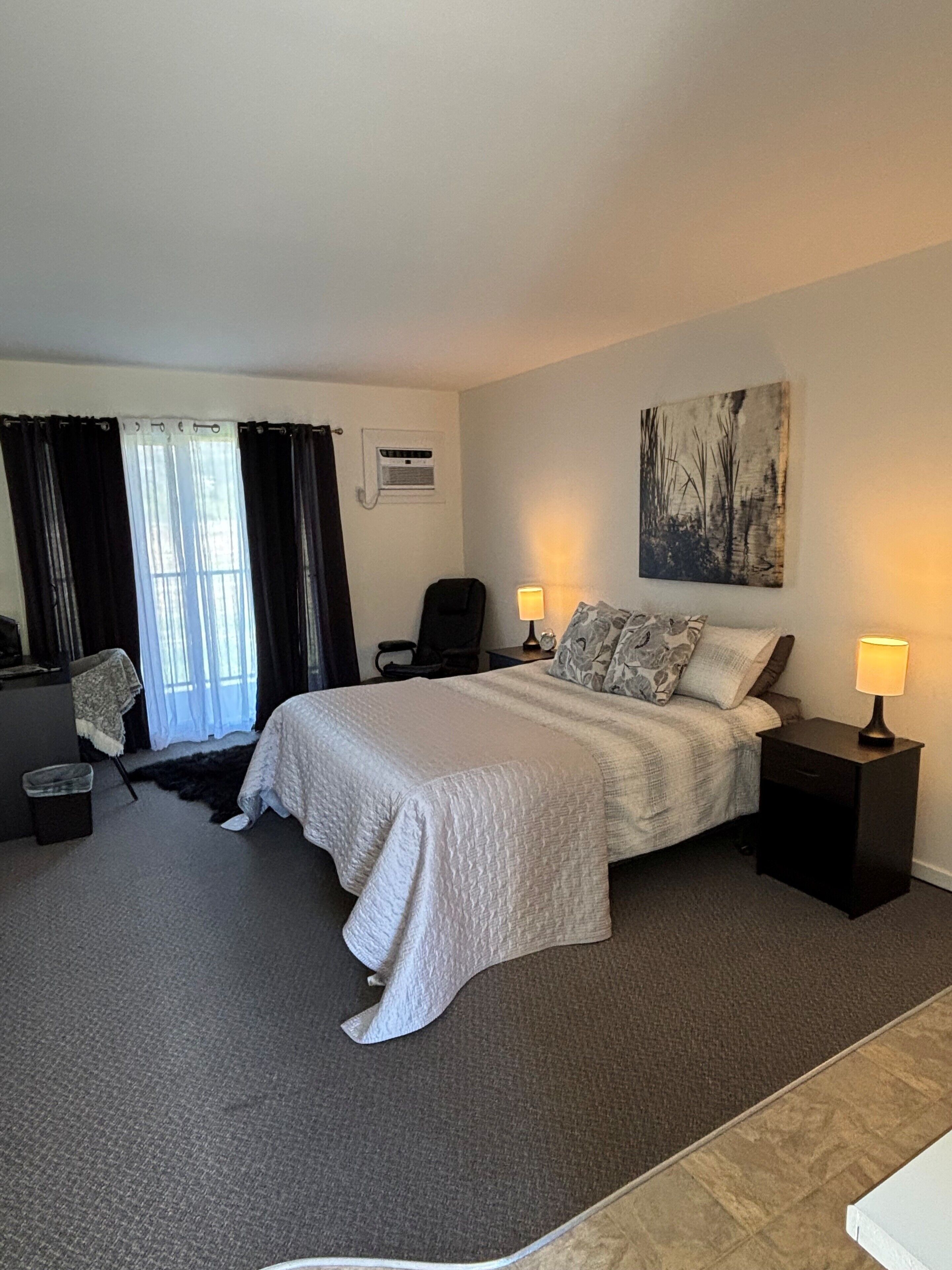 Chambre Confort, balcon, vue partielle sur le lac