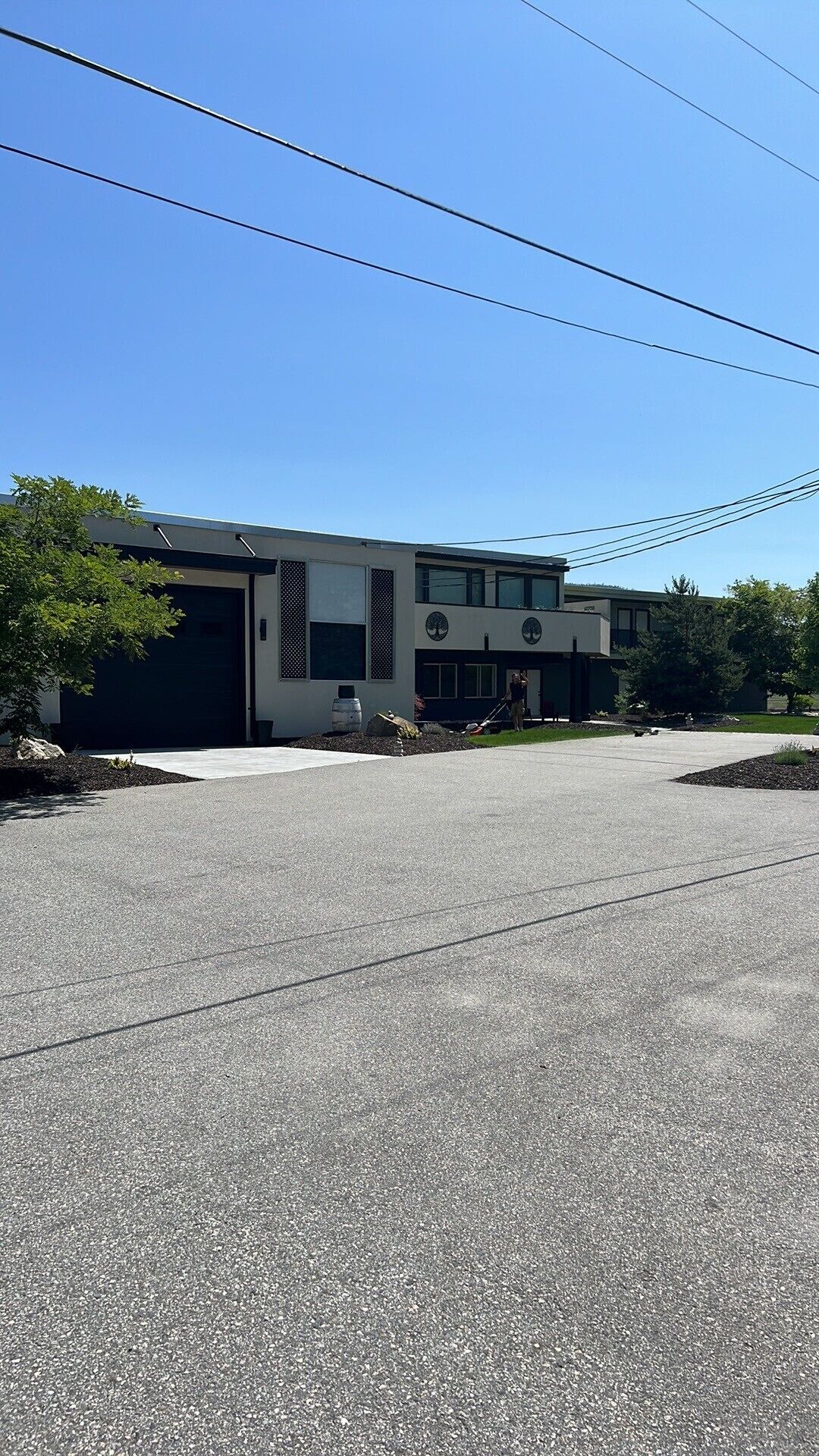 Comfort Room, Balcony, Partial Lake View | Exterior