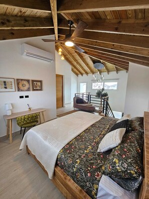 Room - Estrella Garden • Nekkar 304 • Luxury Penthouse (Dominicus)