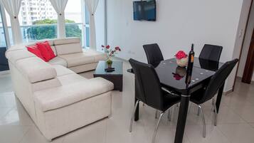 Family Apartment, Balcony, Lake View | Living area