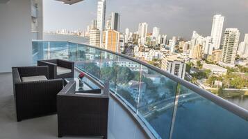 Standard Apartment, Balcony, Lake View | Property grounds