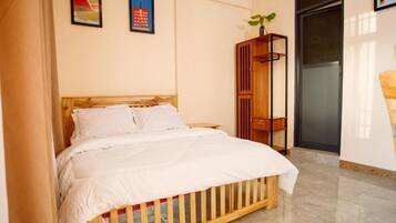 Luxury Studio, Balcony, Mountain View