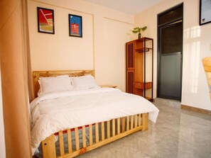 Luxury Studio, Balcony, Mountain View - Kiliscape Abode (Moshi)