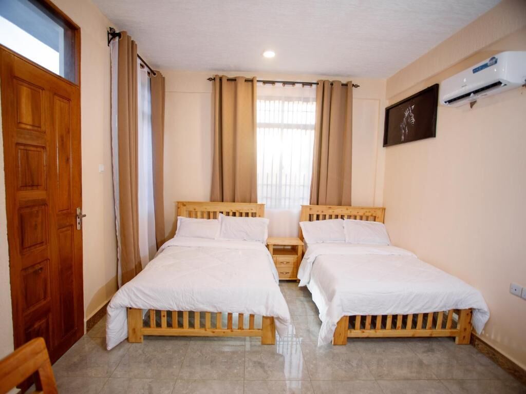 Luxury Studio, Balcony, Mountain View