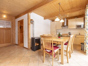 Dining - # 32 mit 2 Schlafzimmern für 8 Personen by Interhome (Sankt Georgen am Kreischberg)