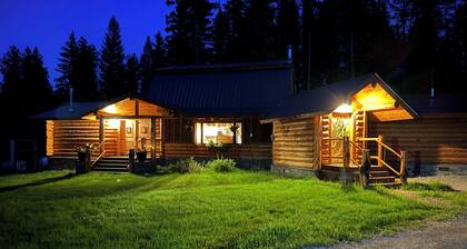 Picturesque cabin in awesome Swan Valley- Beautiful lakes, mountains