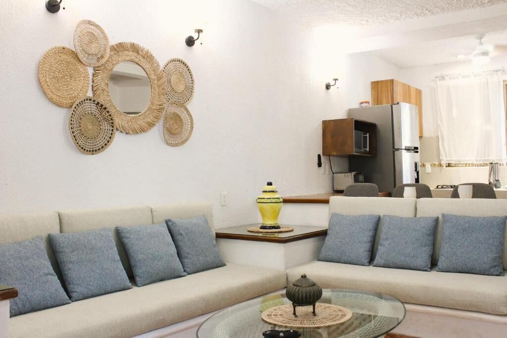 Casa família, sacada, vista para o jardim | Área de estar