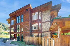 Exterior - Ski-In Condo w/ Fireplace & Balcony, Dog-Friendly (Whitefish)
