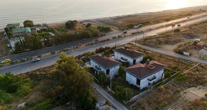 Nar Villa by the Sea