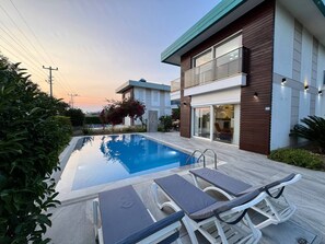 Villa - 3 sovrum - balkong | Pool