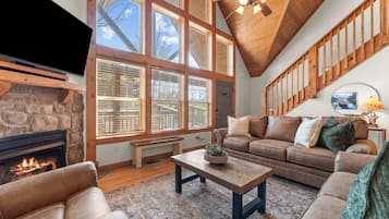 TV, fireplace, offices