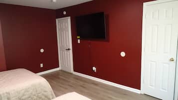 1 bedroom, internet, bed sheets