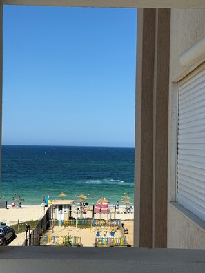 Beach - Water-view , swimming pool ,free parking, on the water (Sousse Governorate)