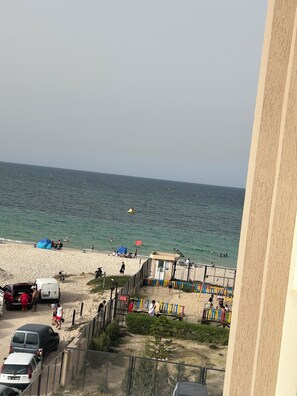 Beach - Water-view , swimming pool ,free parking, on the water (Sousse Governorate)