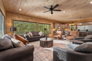 Living area - Luxury Cabin • Indoor Pool, Hot Tub, Fire Pit& Amazing Game Room (Sevierville)