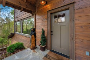 Exterior detail - Luxury Cabin • Indoor Pool, Hot Tub, Outdoor Fireplace & Amazing Game Room (Sevierville)