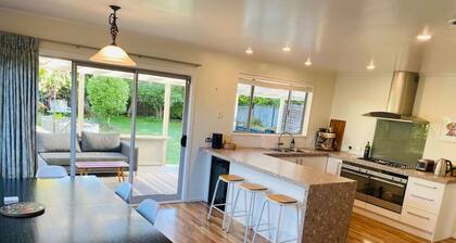 Spacious 4 BRM home with spa and large garden