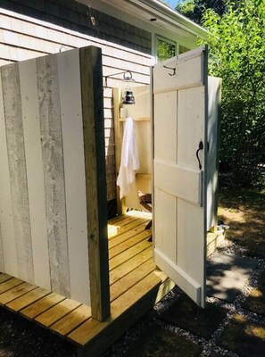 Sauna - 3 BR 2 BA Home in Charming Chatham - Close to Beaches, Town and Lobster Rolls! (Chatham)