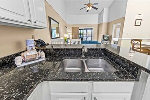 Interior - New Bern Lakeside Getaway-Modern 2BR Apartment with Resort Amenities (New Bern)