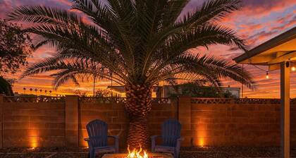 Tempe Villa: Pool, Diving Board, Sleeps 8, 3 Bath