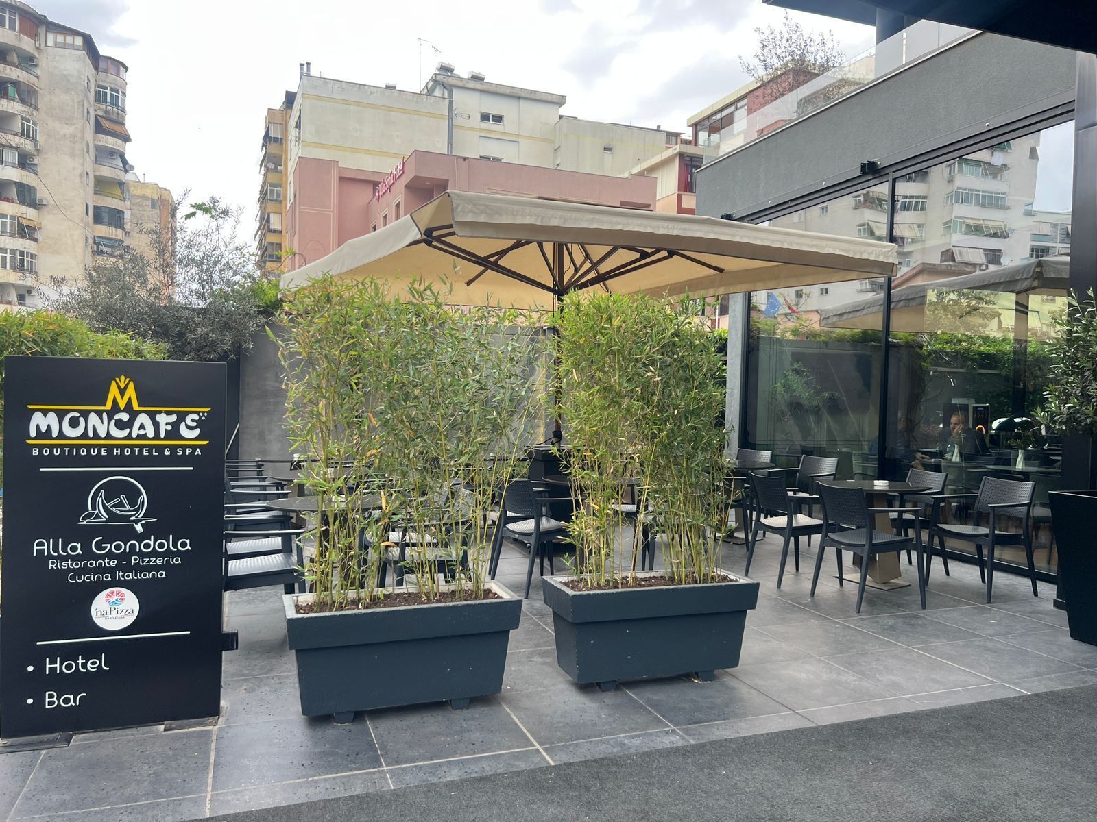 Restauration extérieure