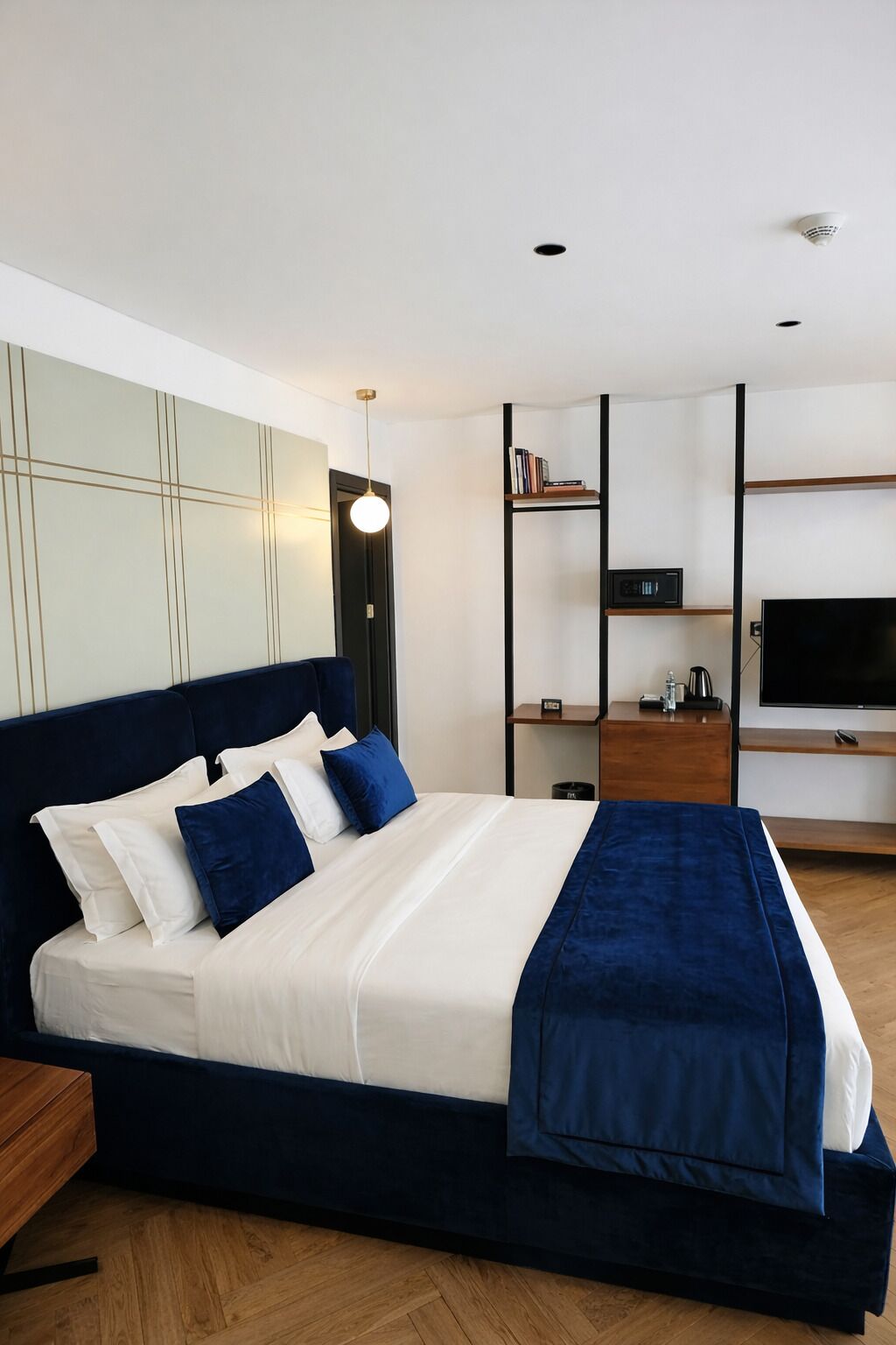 Deluxe Double Room, Balcony, City View