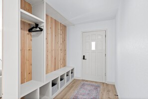 Interior - Just Off J Street, in the heart of Bentonville (Bentonville)