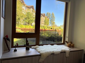 Interior - Apartment for 6 with the possibility of private access to the beach. (Pucon)